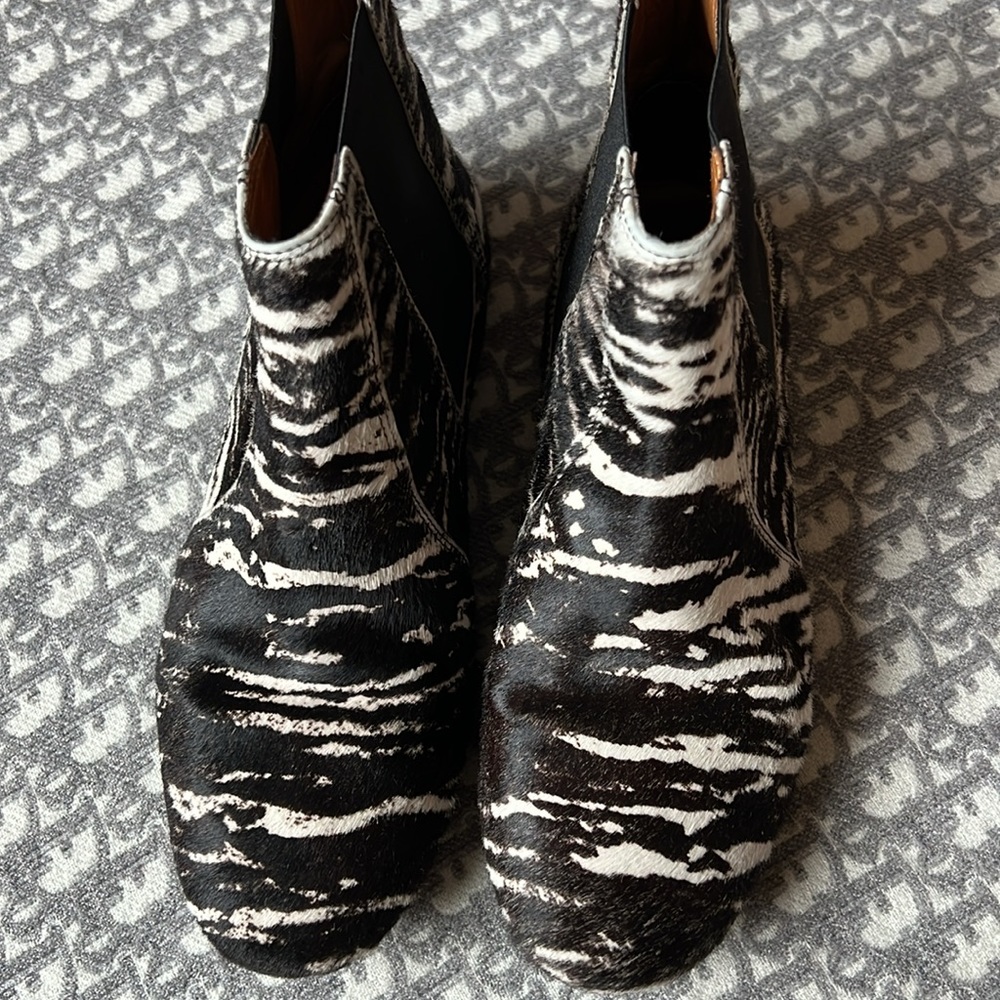 ISABEL MARANT Pony Zebra 🦓 Calf Hair Leather Animal Print Ankle Booties 36/6US - Picture 2 of 10